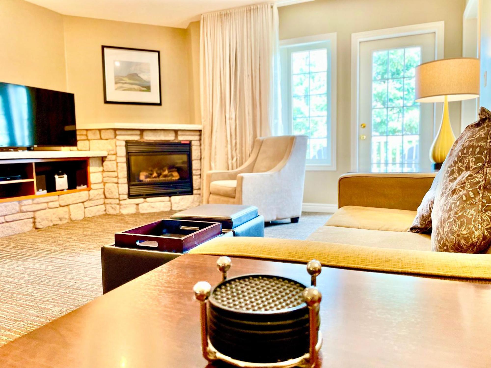 Hillside Haven: Carriage Club Resort Retreat Edgar المظهر الخارجي الصورة