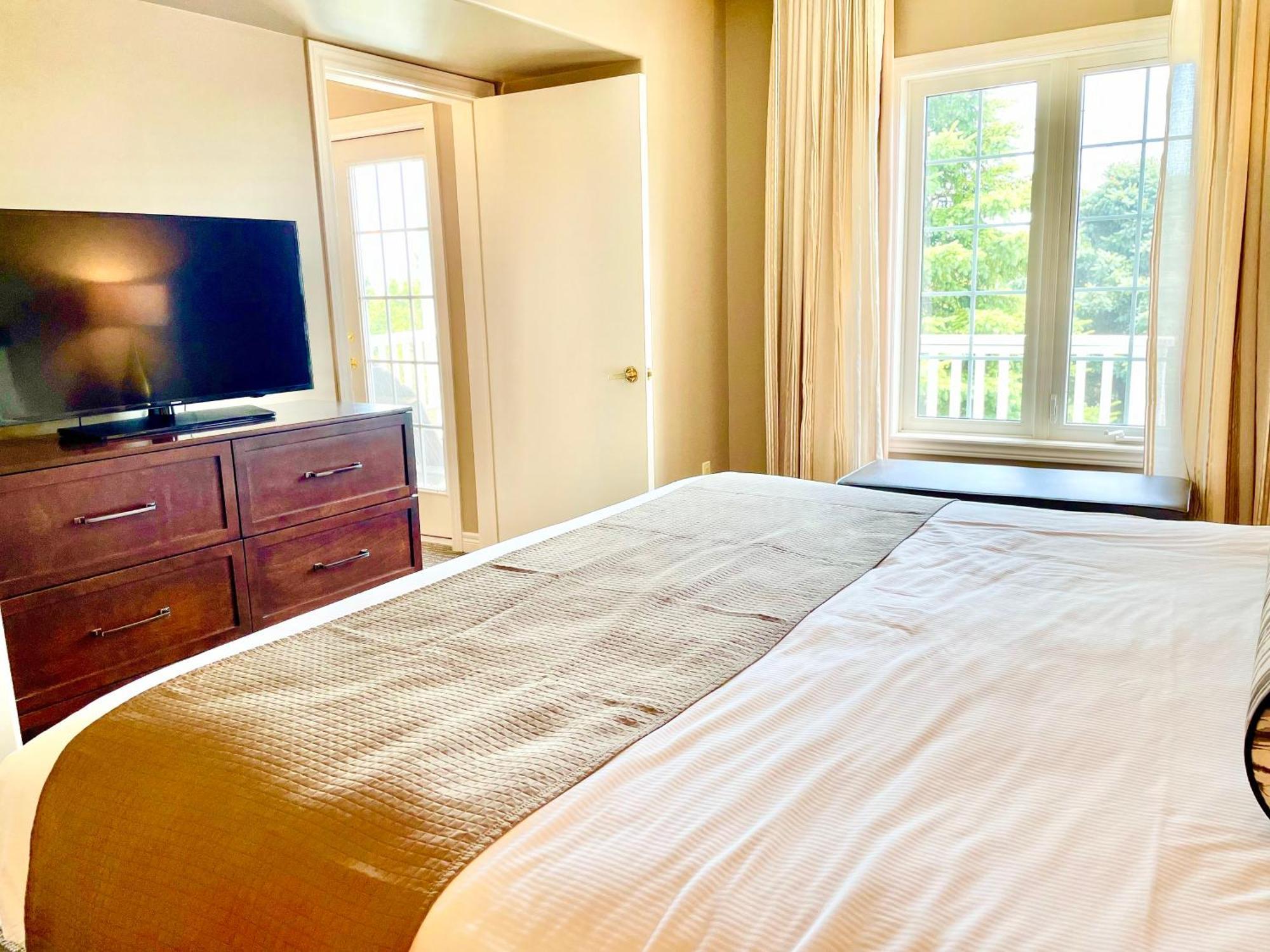 Hillside Haven: Carriage Club Resort Retreat Edgar المظهر الخارجي الصورة
