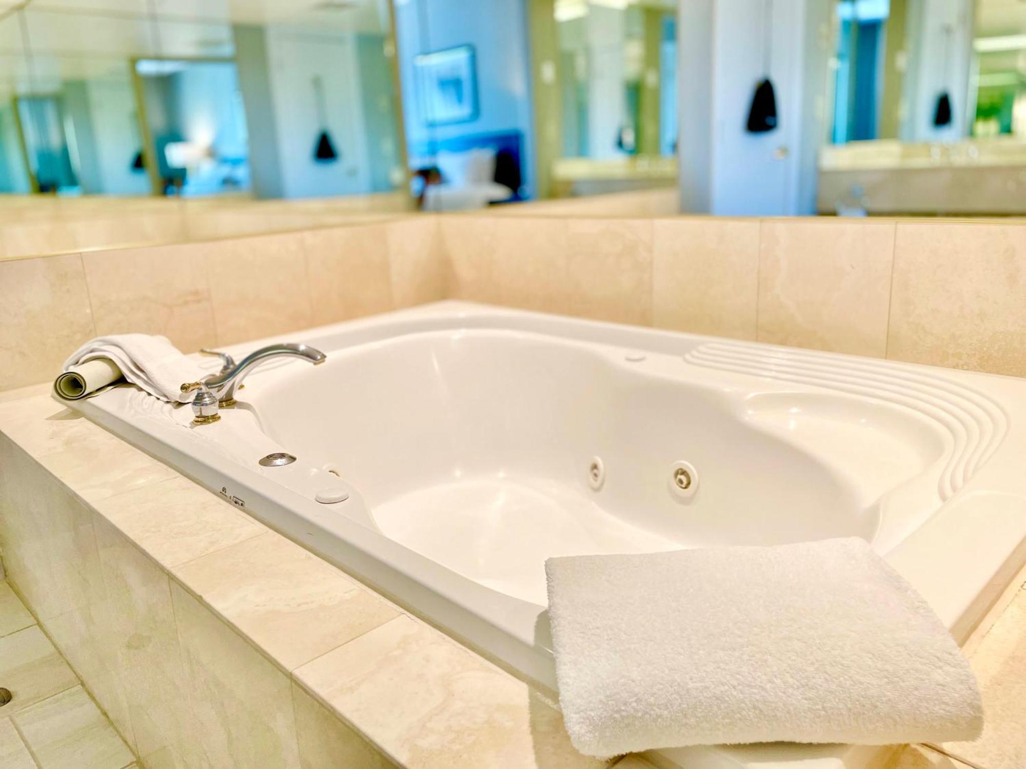 Hillside Haven: Carriage Club Resort Retreat Edgar المظهر الخارجي الصورة